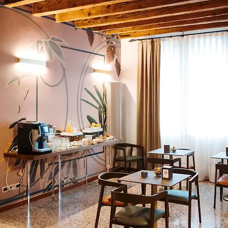 Hotel Roma