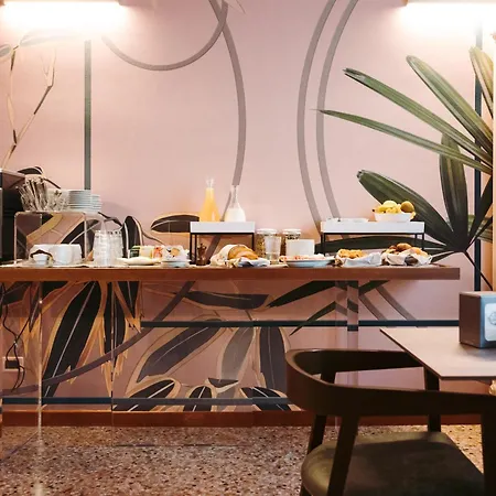 Roma Hotel
