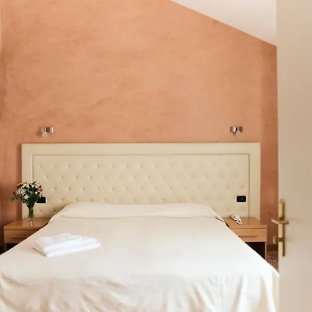 Roma Otel 3*