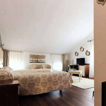 Hotel Roma 3*
